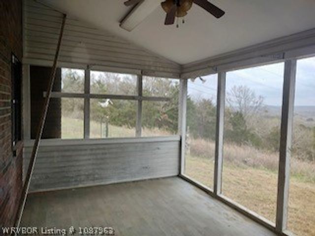 2625 Burnville Road, Greenwood, AR 72936