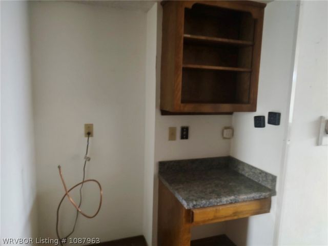 2625 Burnville Road, Greenwood, AR 72936