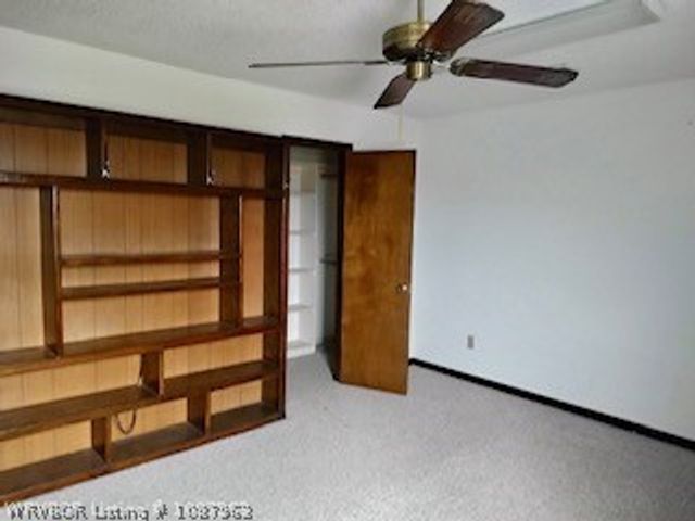 2625 Burnville Road, Greenwood, AR 72936