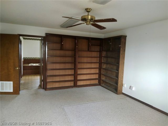 2625 Burnville Road, Greenwood, AR 72936