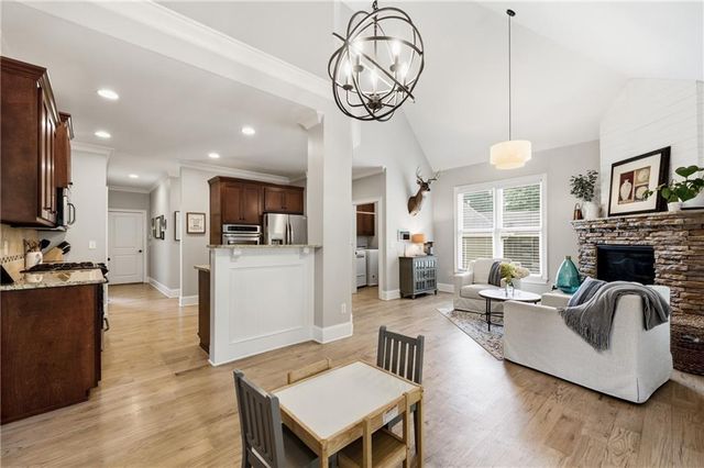 410 Kings Point Drive, Canton, GA 30115