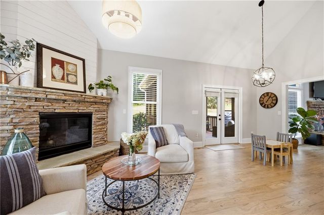 410 Kings Point Drive, Canton, GA 30115