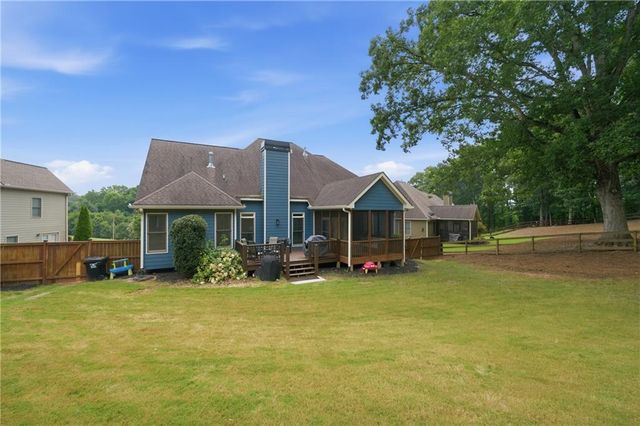 410 Kings Point Drive, Canton, GA 30115