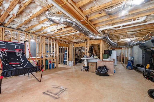 410 Kings Point Drive, Canton, GA 30115