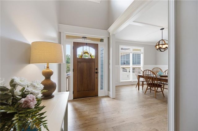 410 Kings Point Drive, Canton, GA 30115