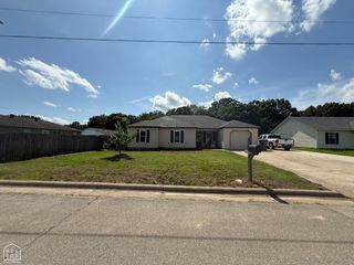 608 Marion Street, Paragould, AR 72450