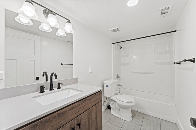 64 N DESERT SAGE CIR, Saratoga Springs, UT 84045