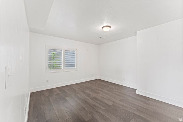 64 N DESERT SAGE CIR, Saratoga Springs, UT 84045