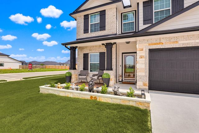 601 Plateau ST, Maxwell, TX 78656