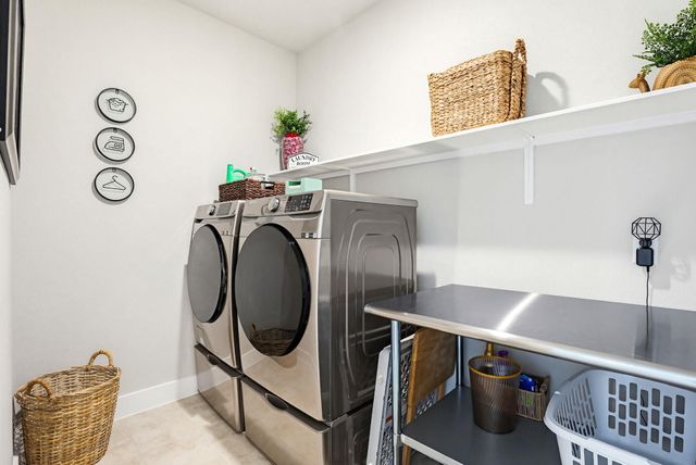 601 Plateau ST, Maxwell, TX 78656