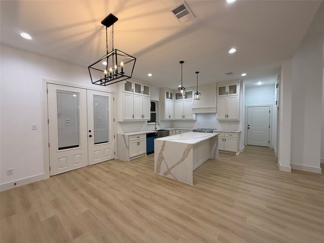 7442 County Road 4023 Road, Kemp, TX 75143