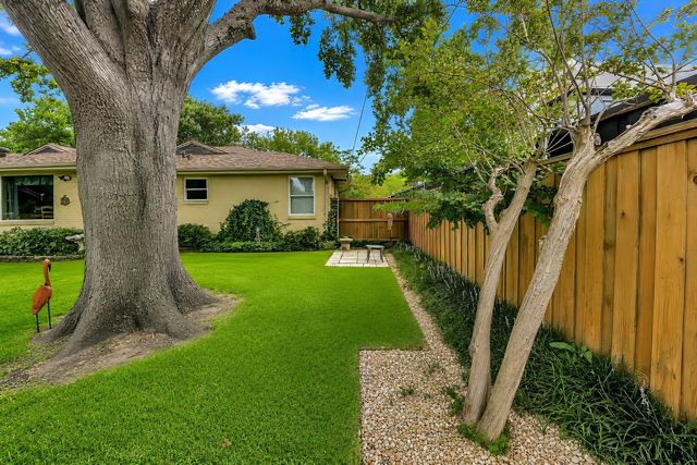 3056 Primrose Lane, Farmers Branch, TX 75234