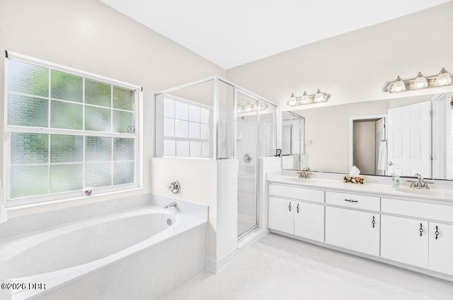 3 Fairfax Court, Palm Coast, FL 32164