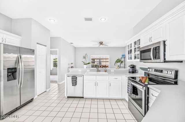 3 Fairfax Court, Palm Coast, FL 32164