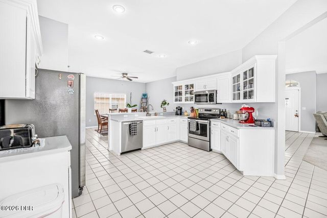 3 Fairfax Court, Palm Coast, FL 32164