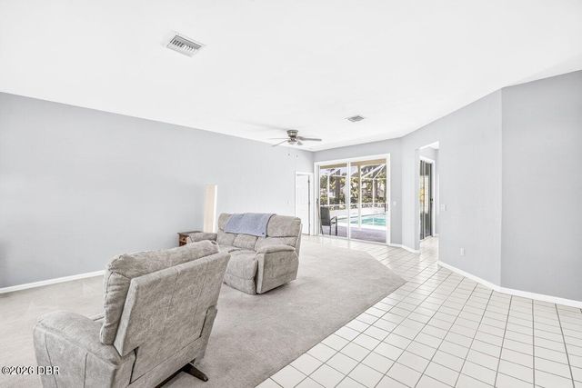 3 Fairfax Court, Palm Coast, FL 32164