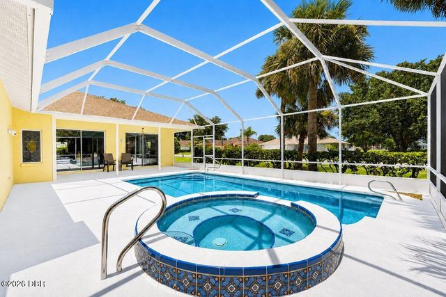 3 Fairfax Court, Palm Coast, FL 32164