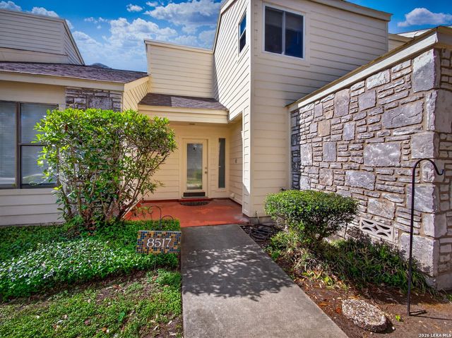 8517 Echo Creek Lane, San Antonio, TX 78240