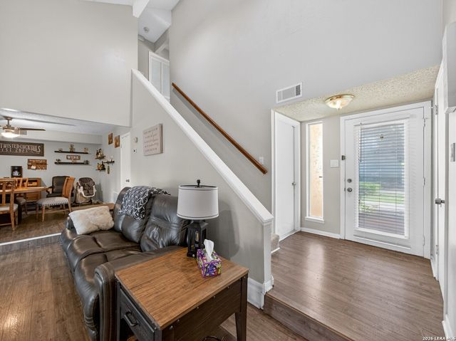 8517 Echo Creek Lane, San Antonio, TX 78240