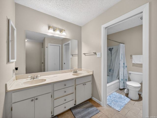 8517 Echo Creek Lane, San Antonio, TX 78240