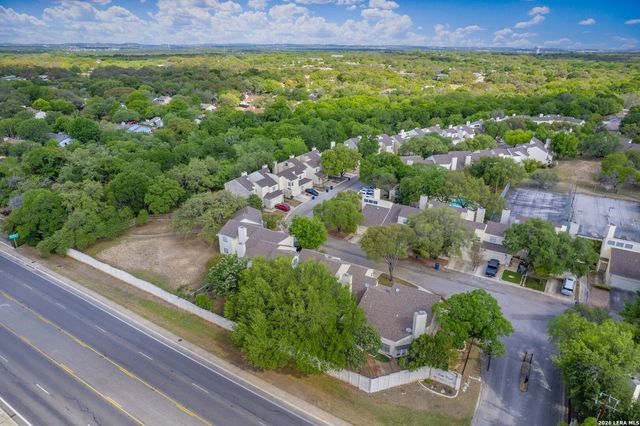 8517 Echo Creek Lane, San Antonio, TX 78240