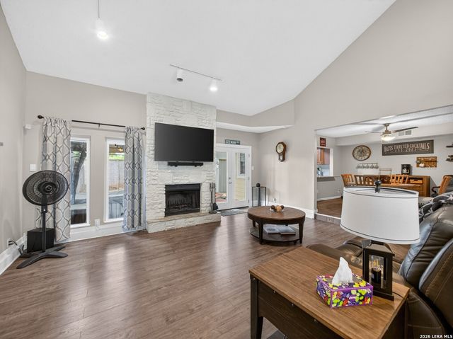 8517 Echo Creek Lane, San Antonio, TX 78240