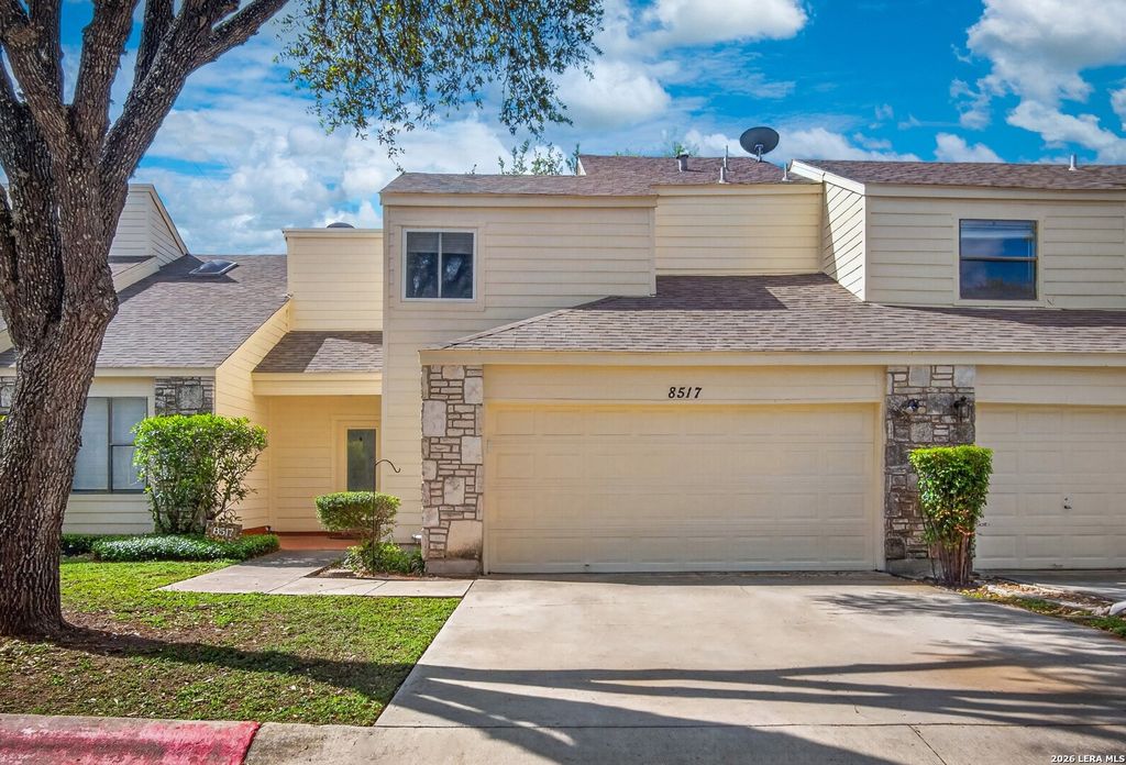 8517 Echo Creek Lane, San Antonio, TX 78240