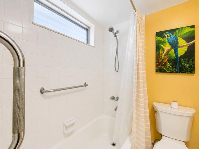 5901 NW 61st Avenue 105, Tamarac, FL 33319