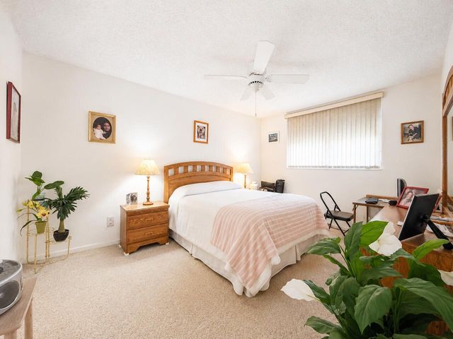 5901 NW 61st Avenue 105, Tamarac, FL 33319