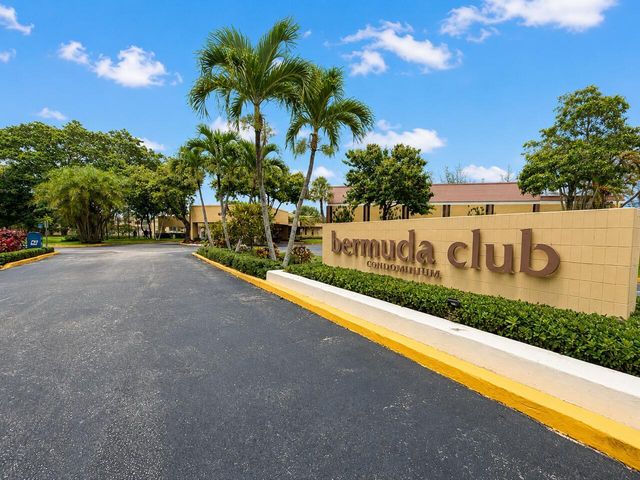 5901 NW 61st Avenue 105, Tamarac, FL 33319