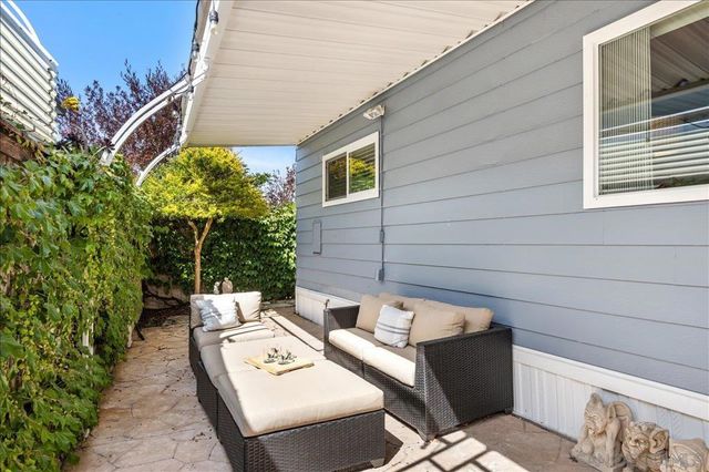 7027 San Bartolo 43, Carlsbad, CA 92011