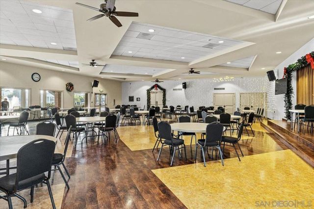 7027 San Bartolo 43, Carlsbad, CA 92011