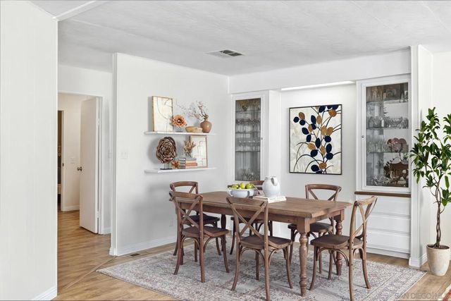 7027 San Bartolo 43, Carlsbad, CA 92011