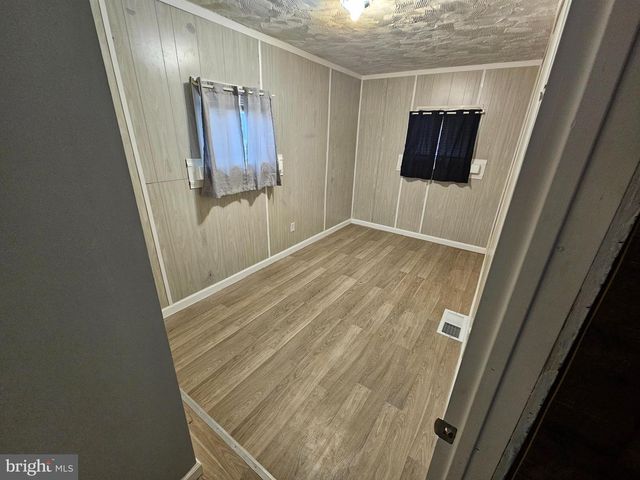 186 SCHAFER AVE, Cedarville, NJ 08311