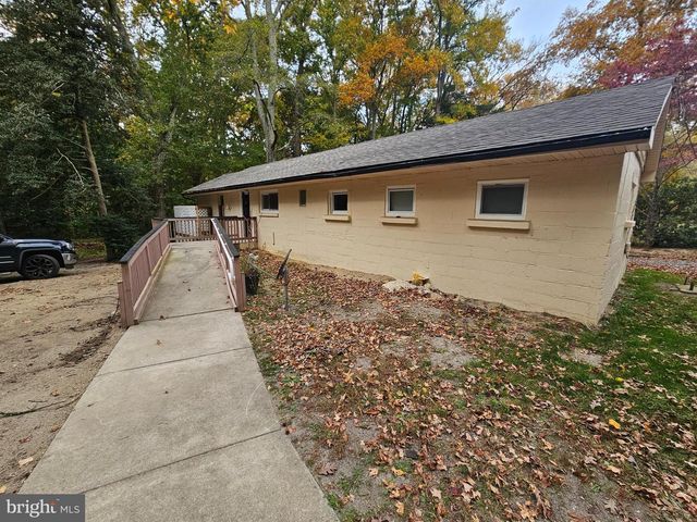 186 SCHAFER AVE, Cedarville, NJ 08311