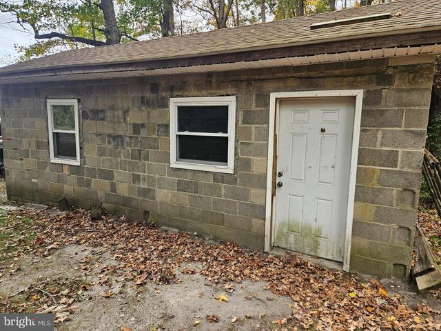 186 SCHAFER AVE, Cedarville, NJ 08311