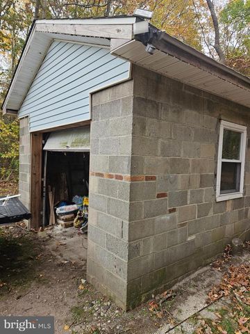 186 SCHAFER AVE, Cedarville, NJ 08311