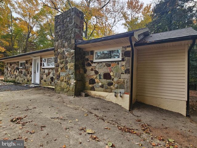 186 SCHAFER AVE, Cedarville, NJ 08311