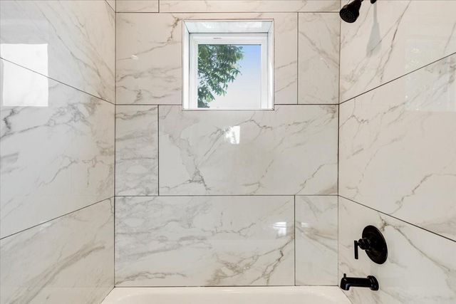 4019 Ward Street, Houston, TX 77021