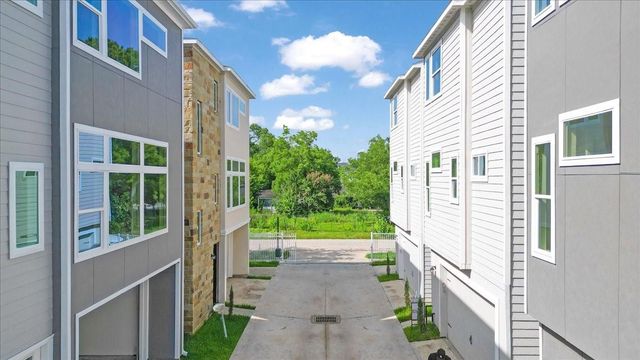 4019 Ward Street, Houston, TX 77021