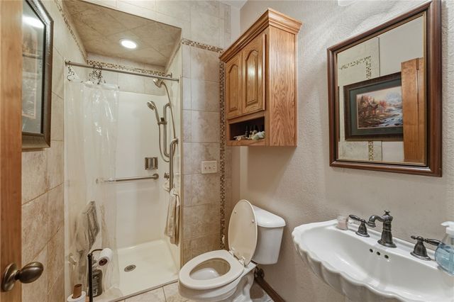 8008 Blackberry Way, Decatur, AR 72722