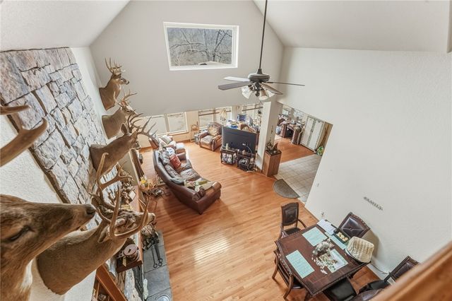 8008 Blackberry Way, Decatur, AR 72722