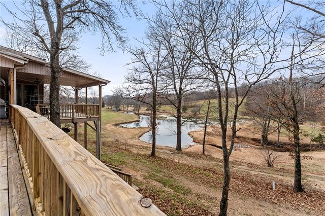 8008 Blackberry Way, Decatur, AR 72722