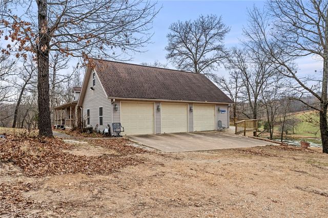 8008 Blackberry Way, Decatur, AR 72722