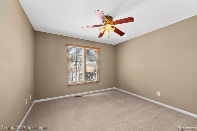 40121 Streamwood Court, Sterling Heights, MI 48310