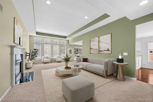 40121 Streamwood Court, Sterling Heights, MI 48310