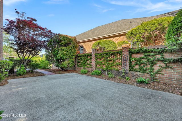 907 Shoal Creek Place, Wilmington, NC 28405