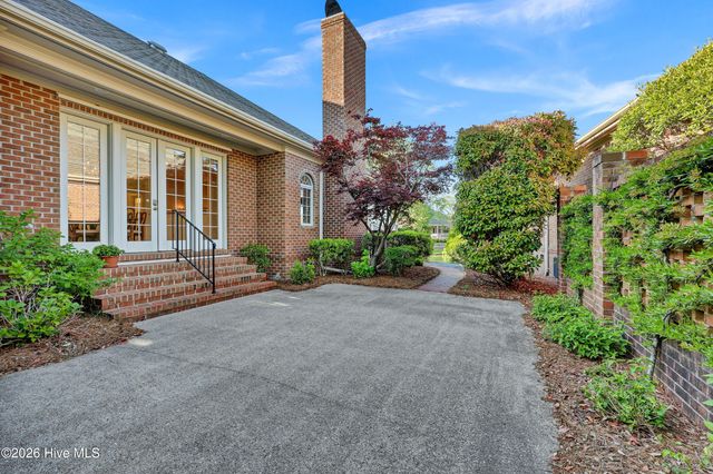 907 Shoal Creek Place, Wilmington, NC 28405