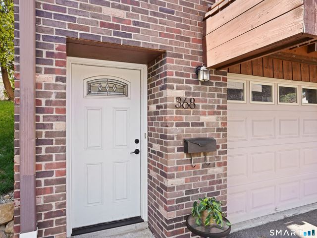 368 Knapps Highway 368, Fairfield, CT 06824