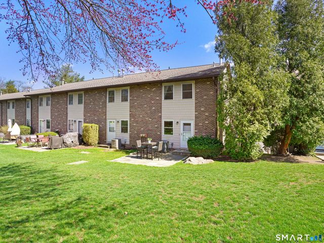 368 Knapps Highway 368, Fairfield, CT 06824